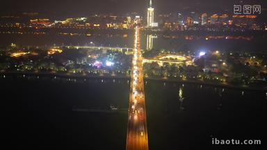 湖南长沙城市夜景橘子洲大桥交通航拍